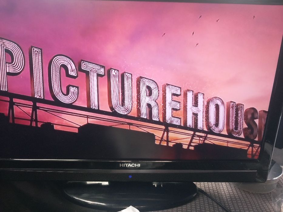 Hitachi LCD  tv 22 polegadas  com dvd