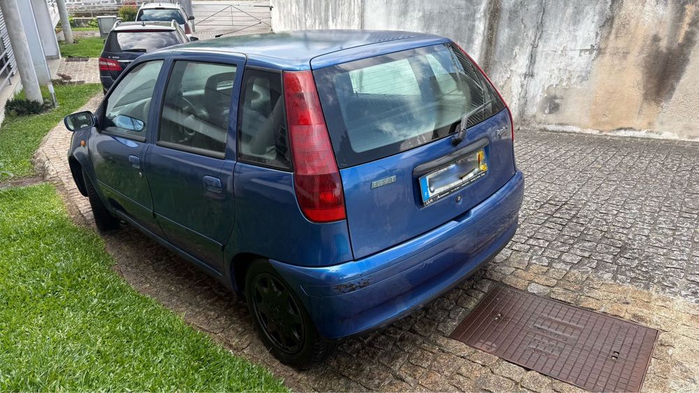 Fiat Punto 2000490664131235031041
