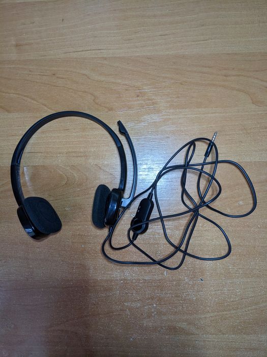 НОВА Logitech H151 гарнітура з мікрофоном! Перед Новим Роком! Обмін