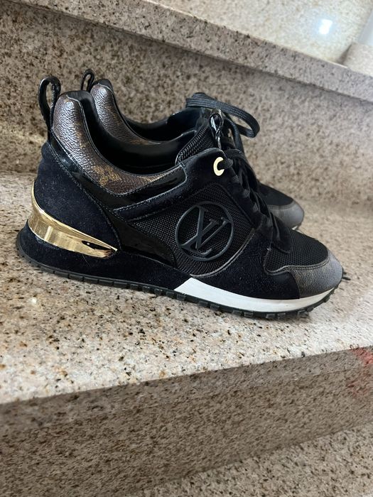Louis Vuitton  38.5