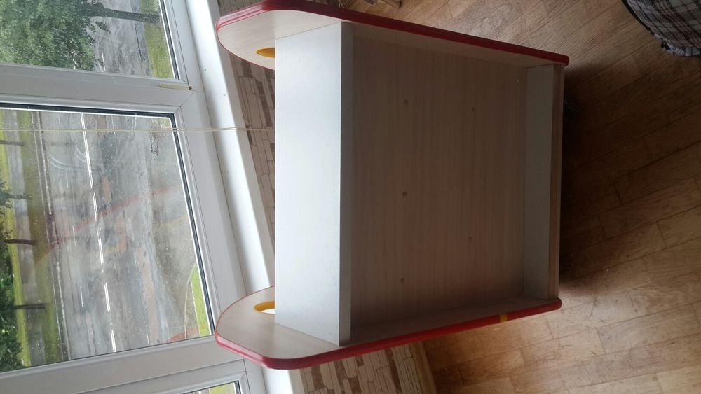 Поличка-сходи(меблі)