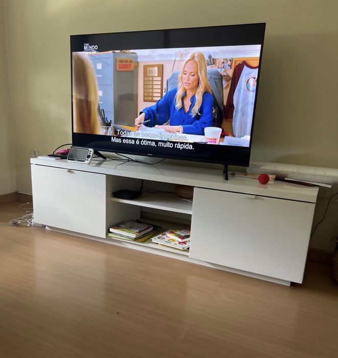 Movel TV branco do IKEA