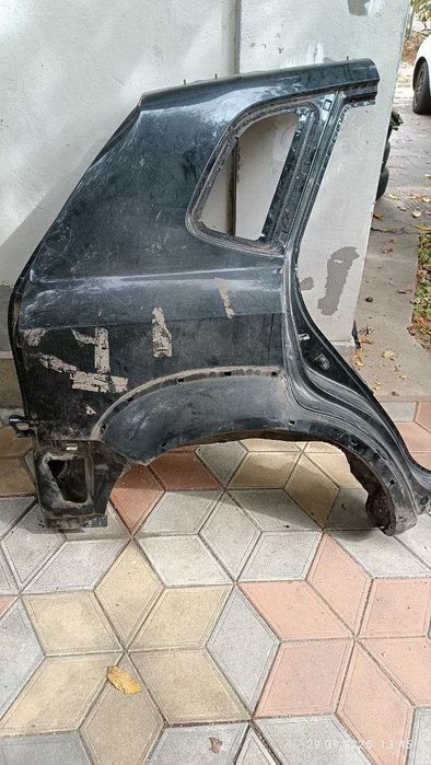 Продам кузовные запчасти Туксон.(ланжероны, стойки, четверть.)Защита