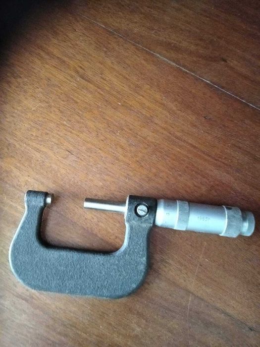 инструмент  для  измерения деталей