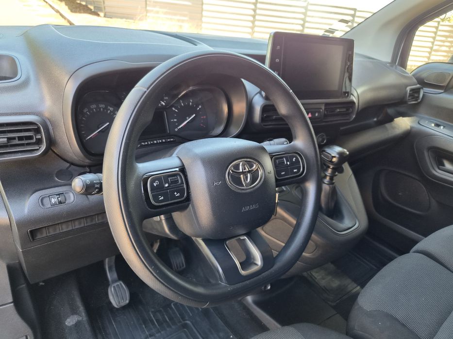 Toyota proace city longa