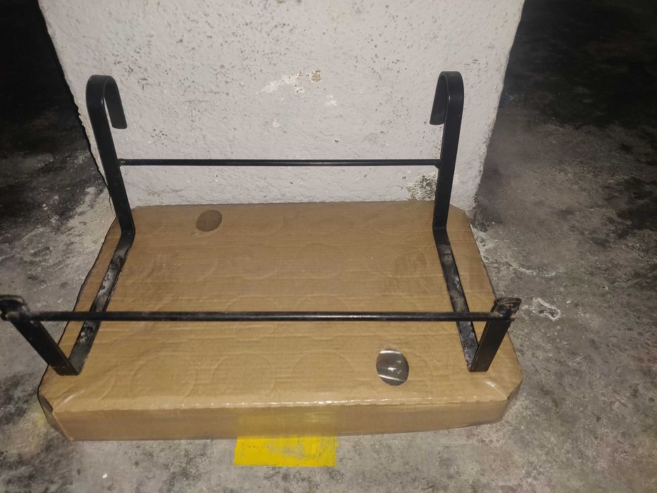 Suporte vasos varanda