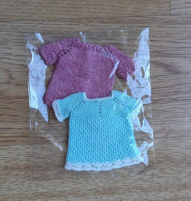 Zestaw 2 bluzeczek dla lalki Barbie