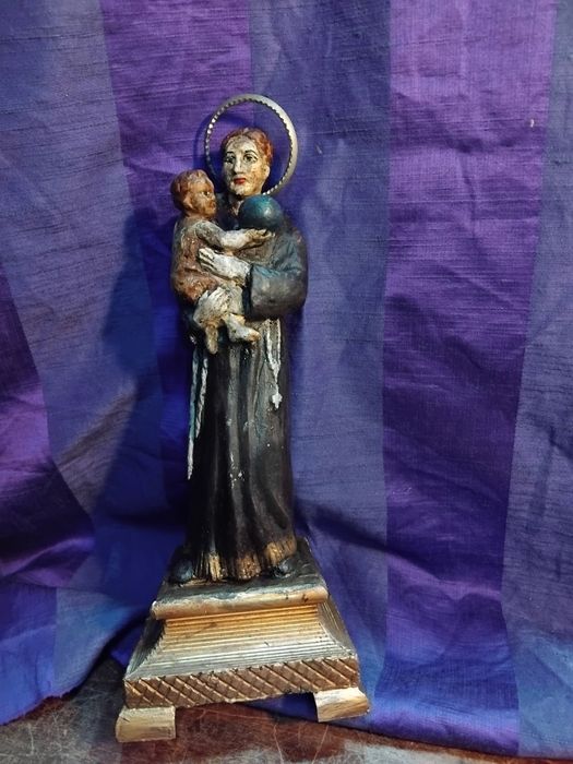 Imagem de santo António em madeira policromada
