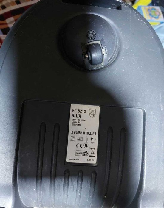 Пилосос Philips FC 8212 (1600W)