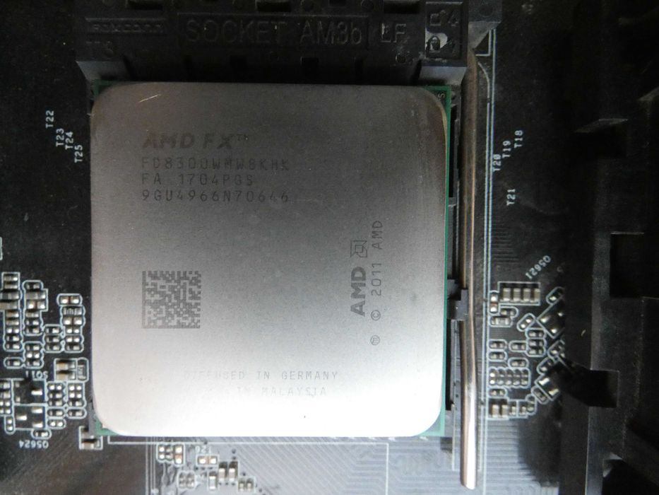 Комплект ОЗУ 16Gb+процесорAMD FX-8300 8 ядер + мат. плата ASRock 970M