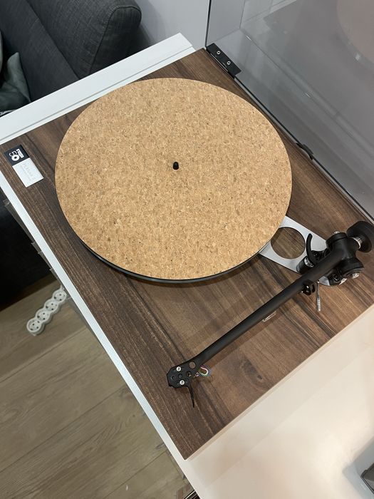 Gira-discos Rega Planar 3 50th AE