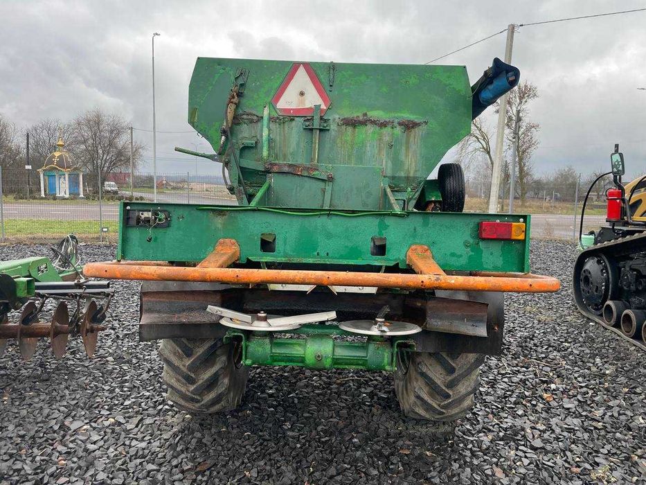 Причіпний розкидач добрив Amazone ZG-B7001