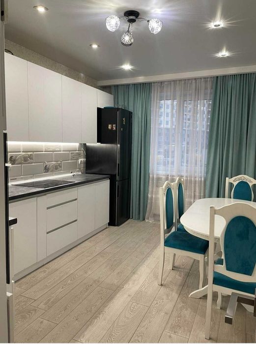 ЖК "Kaddor" на Сахарова./1 комнатная  квартира. Долгосрочная аренда.