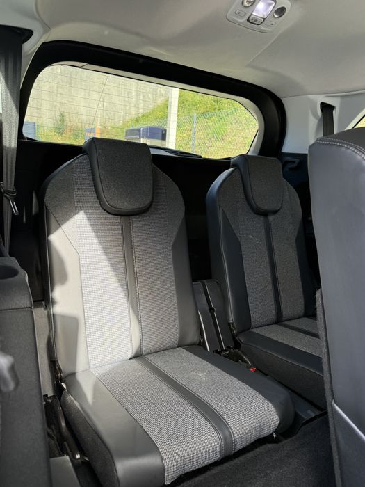 Peugeot 5008 1.6 BlueHdi | Nacional | Automatica