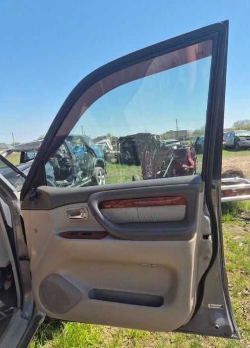 Карти дверей на Авто Lexus GX 470 2002 - 2009 рік В наявності.