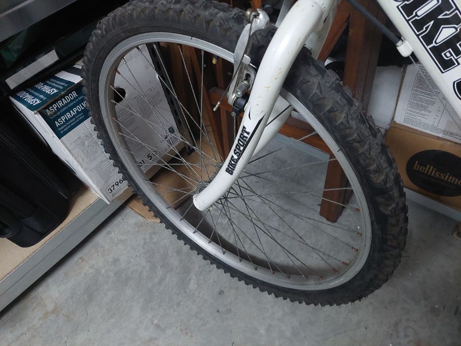 Vende se bicicleta - bike sport