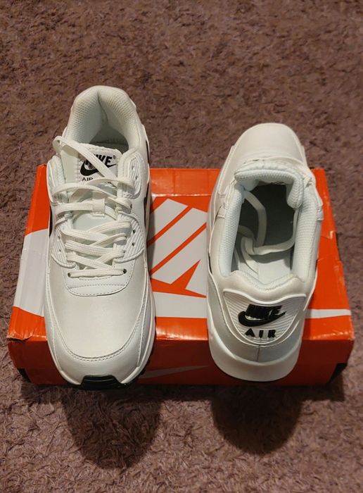 Nike Air Max 90 – Novos – Tamanho 45