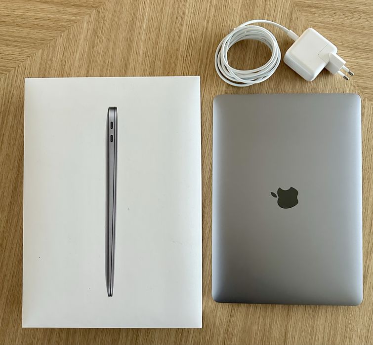 MacBook Air 13.3” M1 | 16GB RAM | 256GB SSD — Como Novo