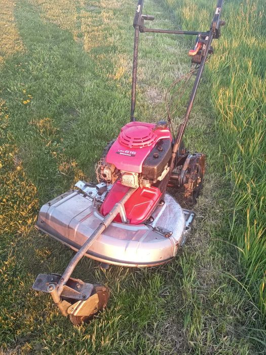 Kosiarka Karczownica Mulczer Honda  um 616