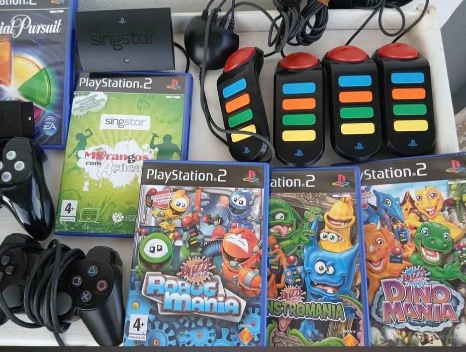 Sony PlayStation 2 com 8 jogos
