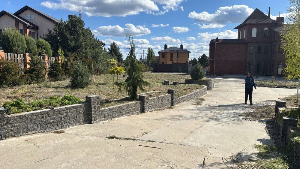 Покос трави з Вивозом