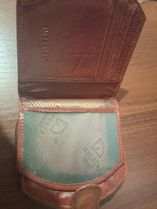 Женский кошелек продам.