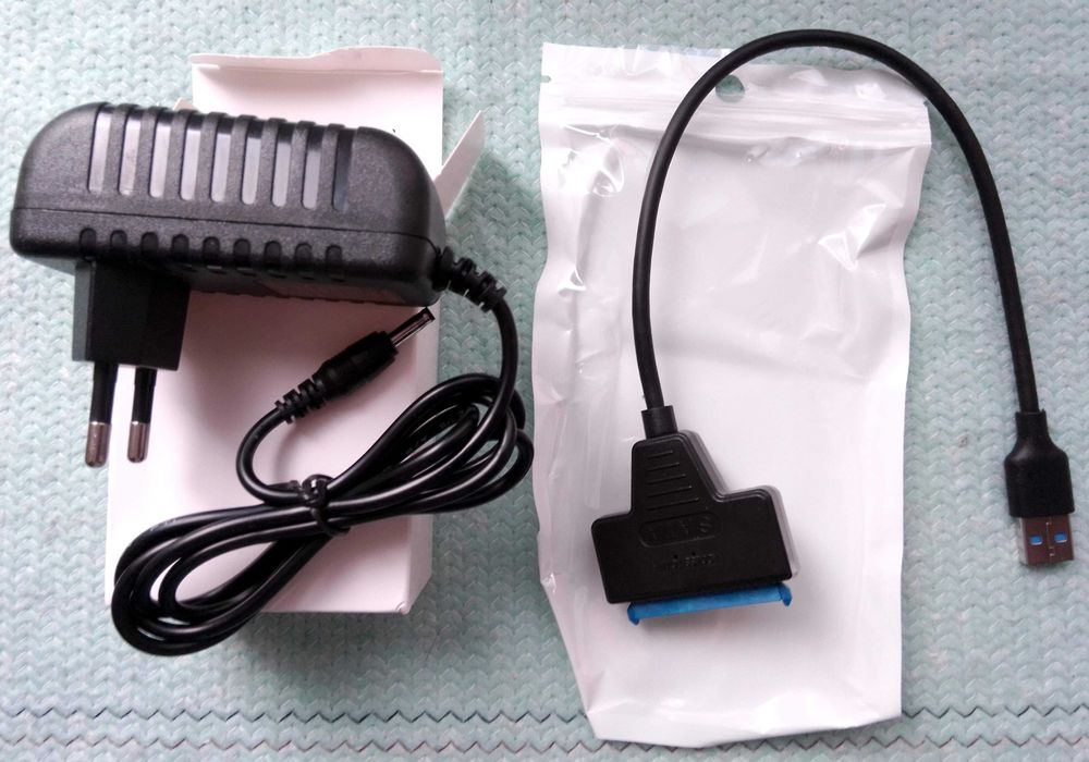 Кабель переходник адаптер USB 2.0 3.0 SATA для дисков HDD SSD 2,5" 3,5