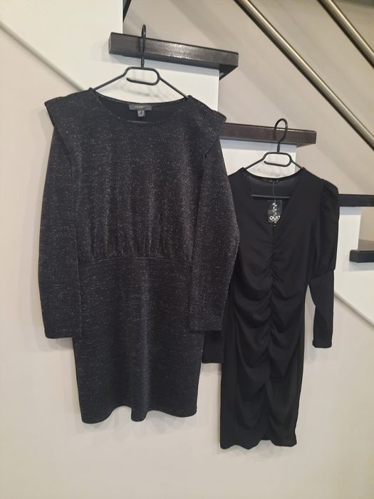 Super sukienka elastyczna i wyszczuplająca czarna z połyskiem