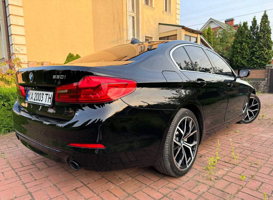 BMW 5 Series 2019 VIN WBAJA5C54KWW29974 фото оголошення 6 з 24