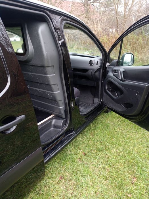 Peugeot partner 1.6 disel 2016 rok