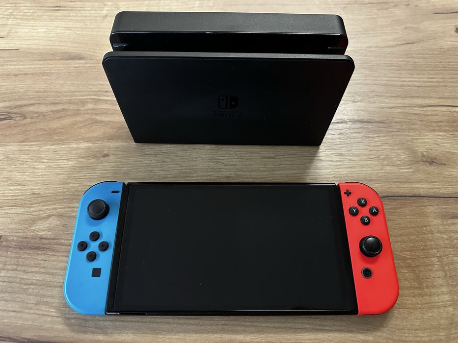 Switch OLED, Mega zestaw