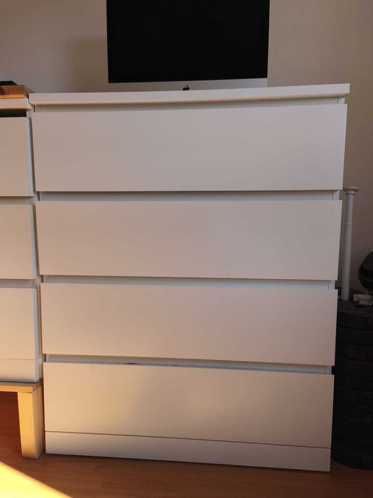 Cómoda IKEA MALM branca – 4 gavetas, estilo moderno