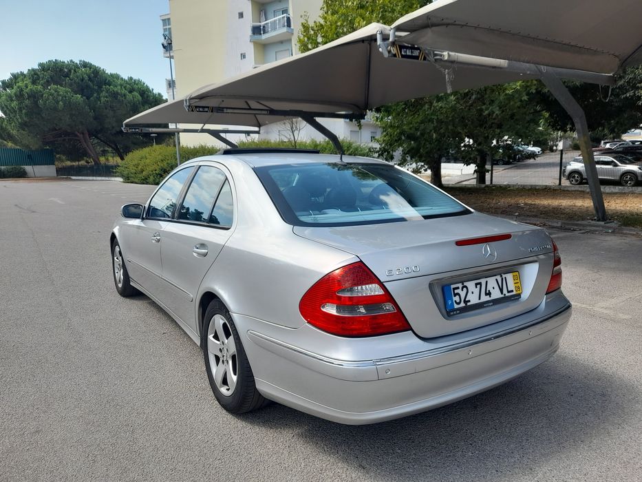 Mercedes-Benz E 200 — fotografia 3