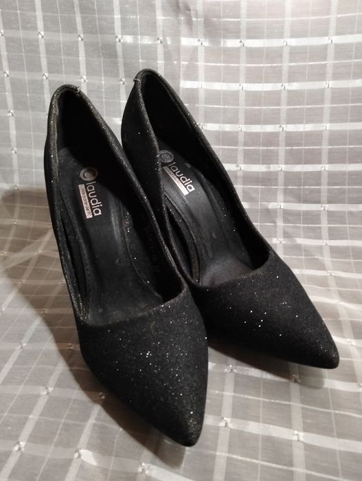 Sapatos de Salto Alto Pretos com Brilho (Claudia) – Tam. 37 – Como Novos