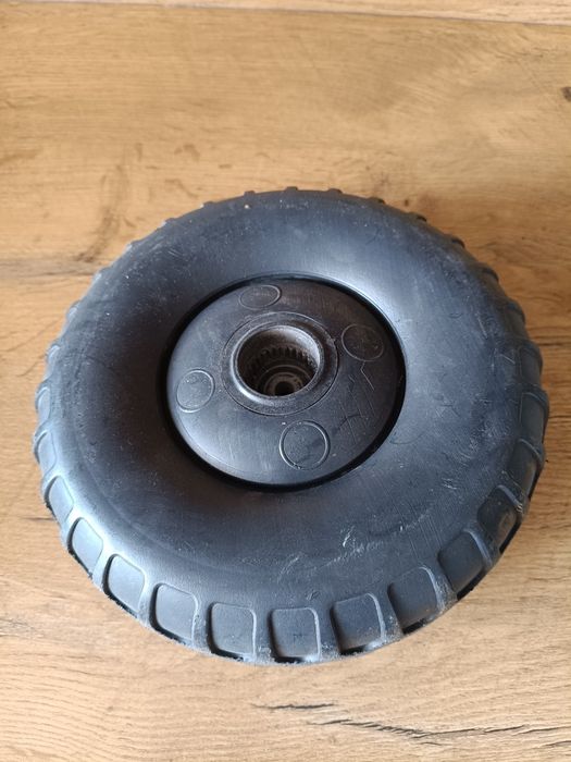 Różne kółka plastikowe