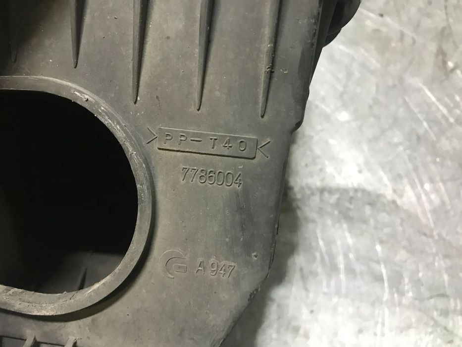 CAIXA DO FILTRO DE AR FIAT BRAVO / MAREA 1.9TD 7786004