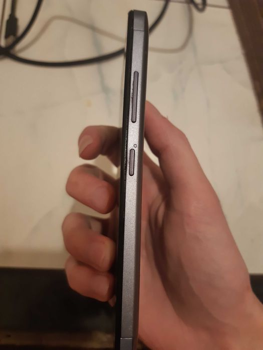 Telefon lenovo k5 +kabel ładowania