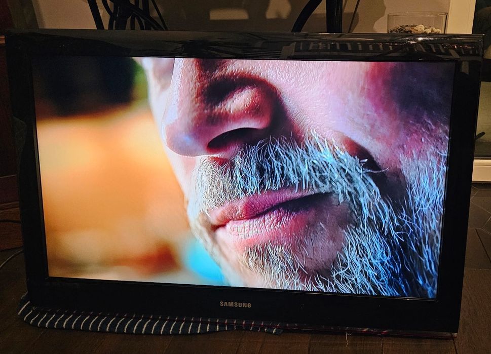 Telewizor Samsung 37 cali