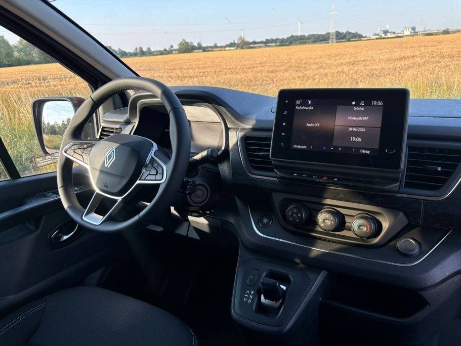 NA WYNAJEM!!! Renault Trafic automat 9osobowy 2026r