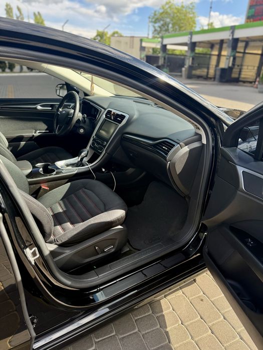 Продам Ford Fusion 2015 2.5 л газ/бензин