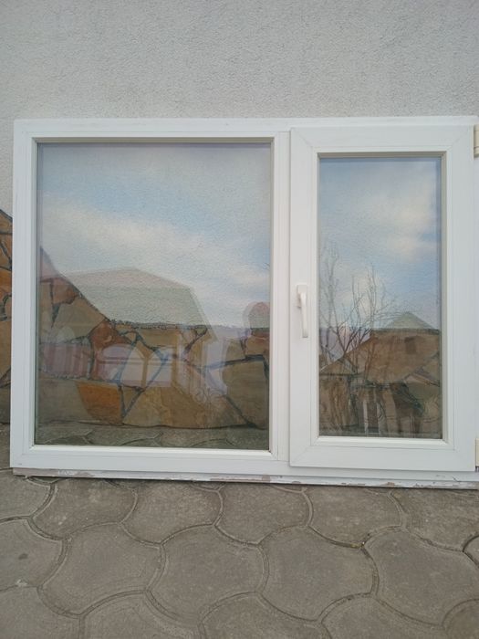 Пластикове вікно