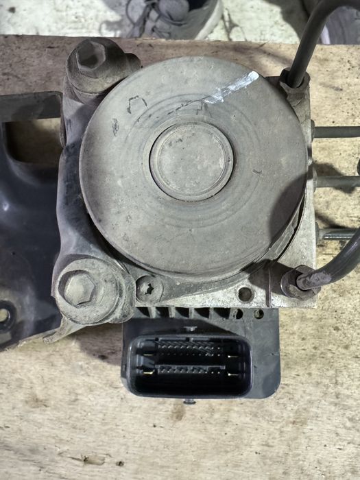 Блок abs Toyota Corolla 150 (2006-2012)