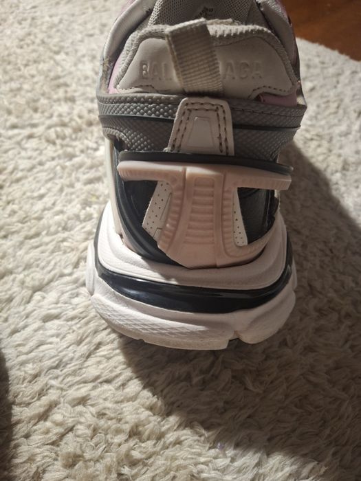BALENCIAGA Track 2