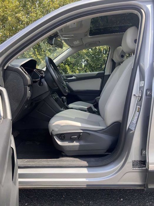 Volkswagen Tiguan      2019