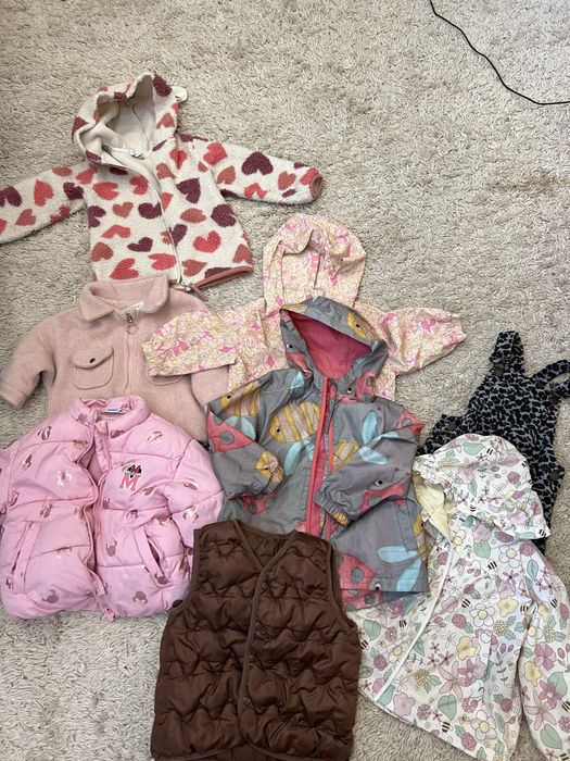 Одяг на осінь для дівчинки на 1-2 роки.