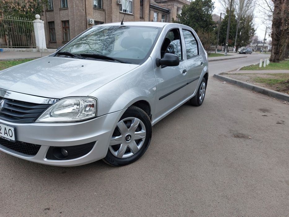 Рено логан 2012г 1.5турбо Дизель