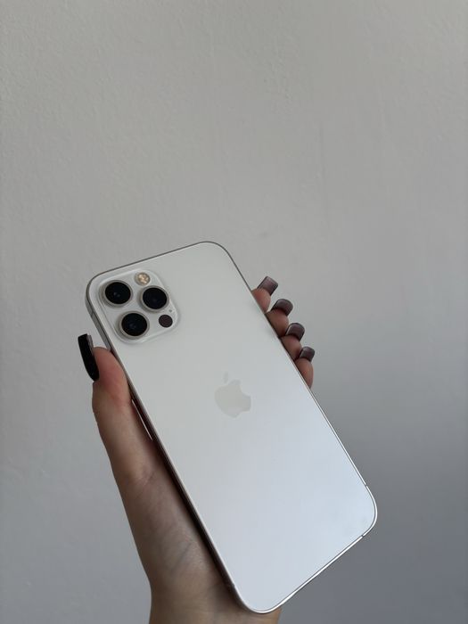 Sprzedam Iphone 12 Pro