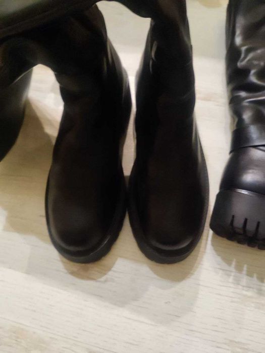 Продаются женские зимние сапоги Vitto Rossi