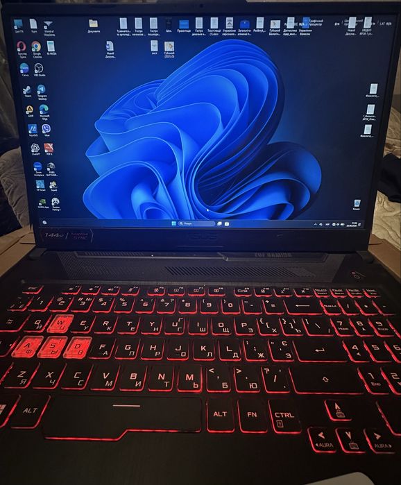 Ноутбук ASUS   F17 FX706