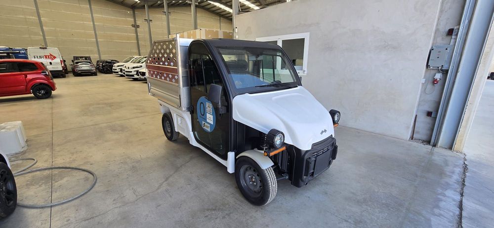 Ligier Pulse4  Ligier Pulse 4 eV, minivan elektryczny, ładowanie 230 VAC, gwarancja